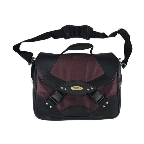 Mobile Edge Unisex Adult Black Burgundy Bring It On Inner Pockets Messenger Bag